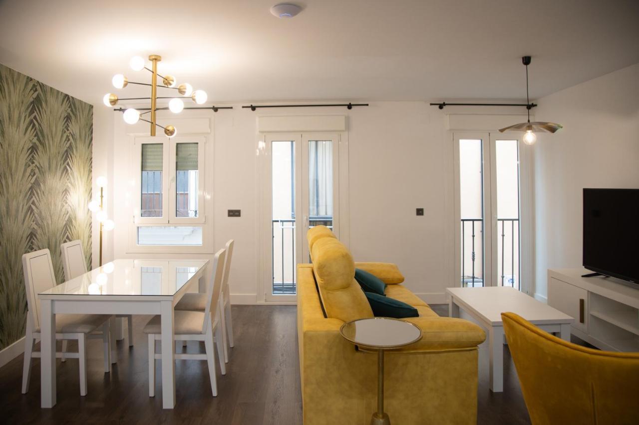 Apartamentos Boutique Cervantes Plasencia Bagian luar foto