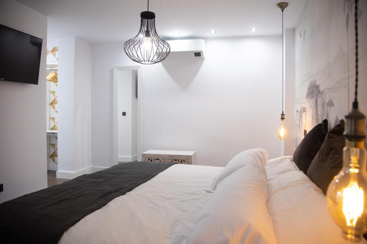 Apartamentos Boutique Cervantes Plasencia Bagian luar foto